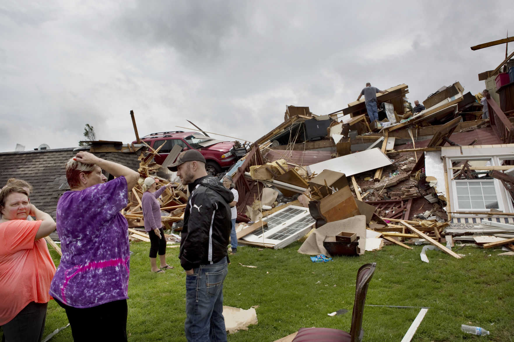 hr tornado 041919 p03